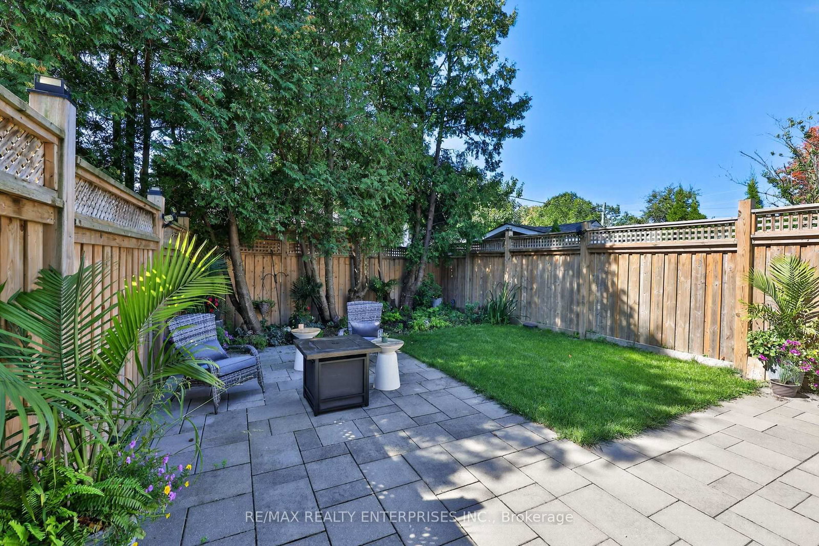 36B Pine Avenue • Mississauga, ON photo 41
