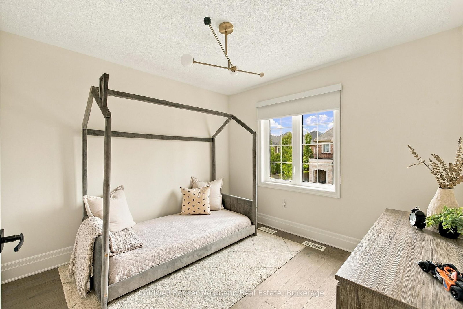 581 Juneberry Court • Milton, ON photo 21
