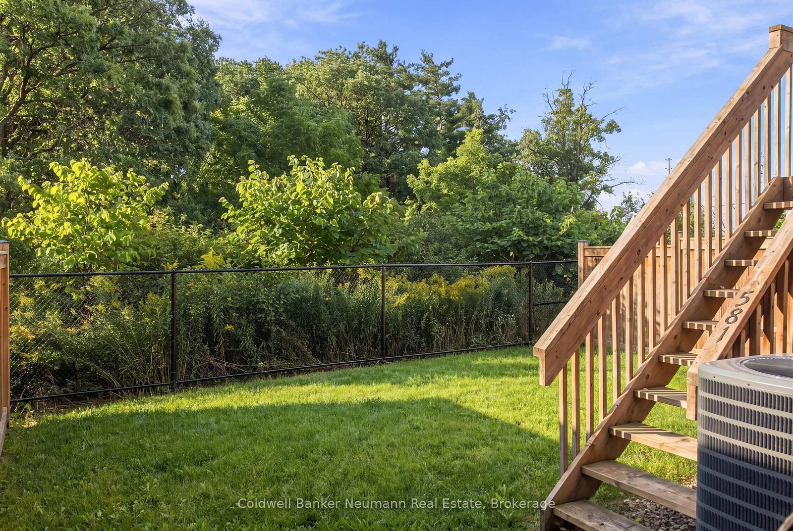 581 Juneberry Court • Milton, ON photo 28