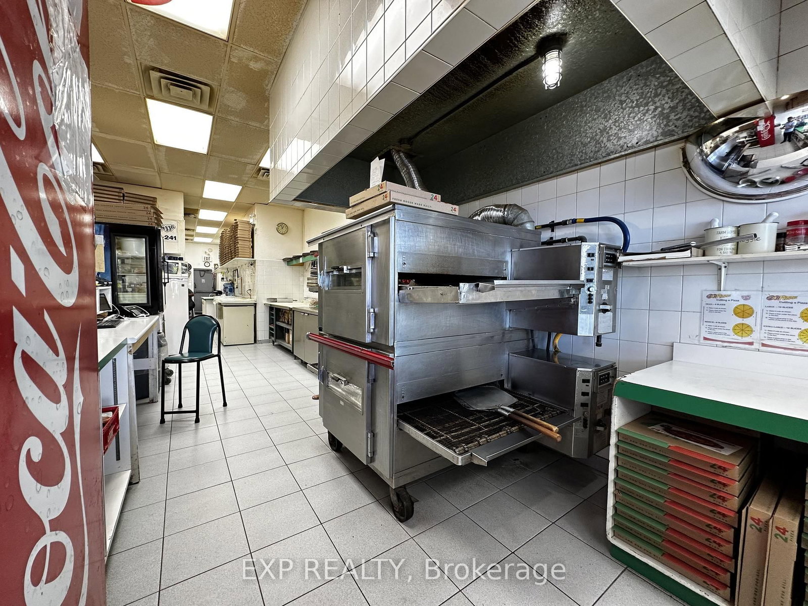 50 Fourth Avenue photo 9
