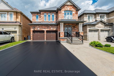 86 Vanderpool Crescent • Brampton, ON photo 3