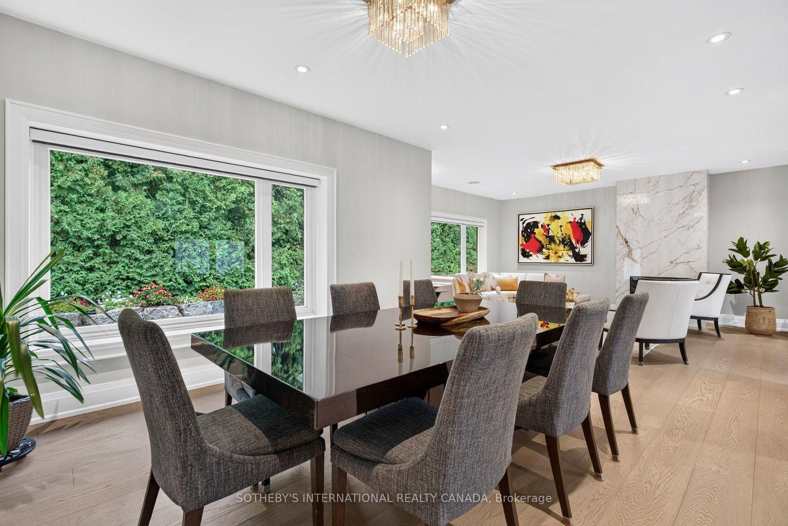 1393 Hazelton Boulevard • Burlington, ON photo 6