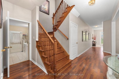 13 Cassinway Road • Brampton, ON photo 8