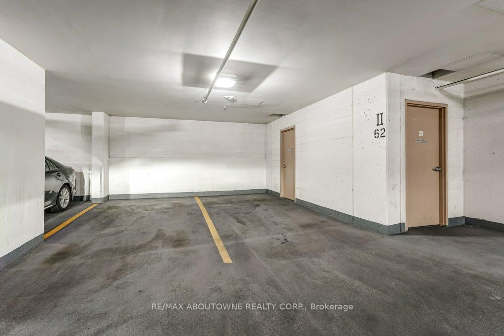 GPH25-3888 Duke of York Blvd, Mississauga, view 33
