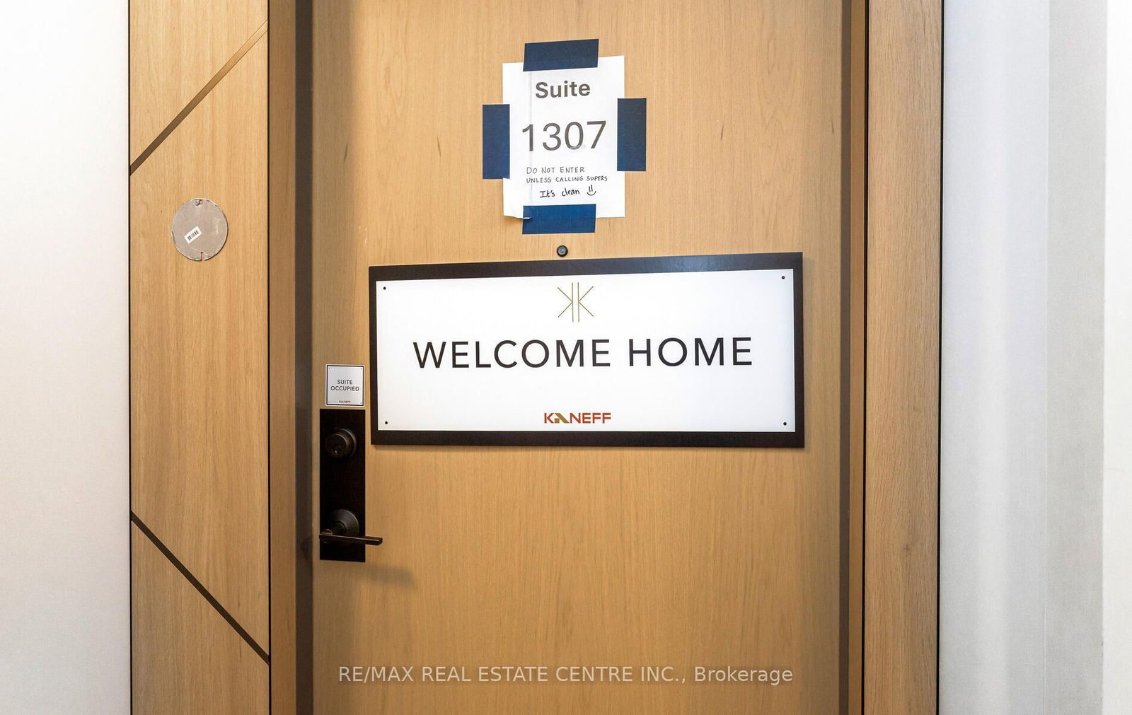204 Burnhamthorpe Road E • #1307 • Mississauga, ON photo 8