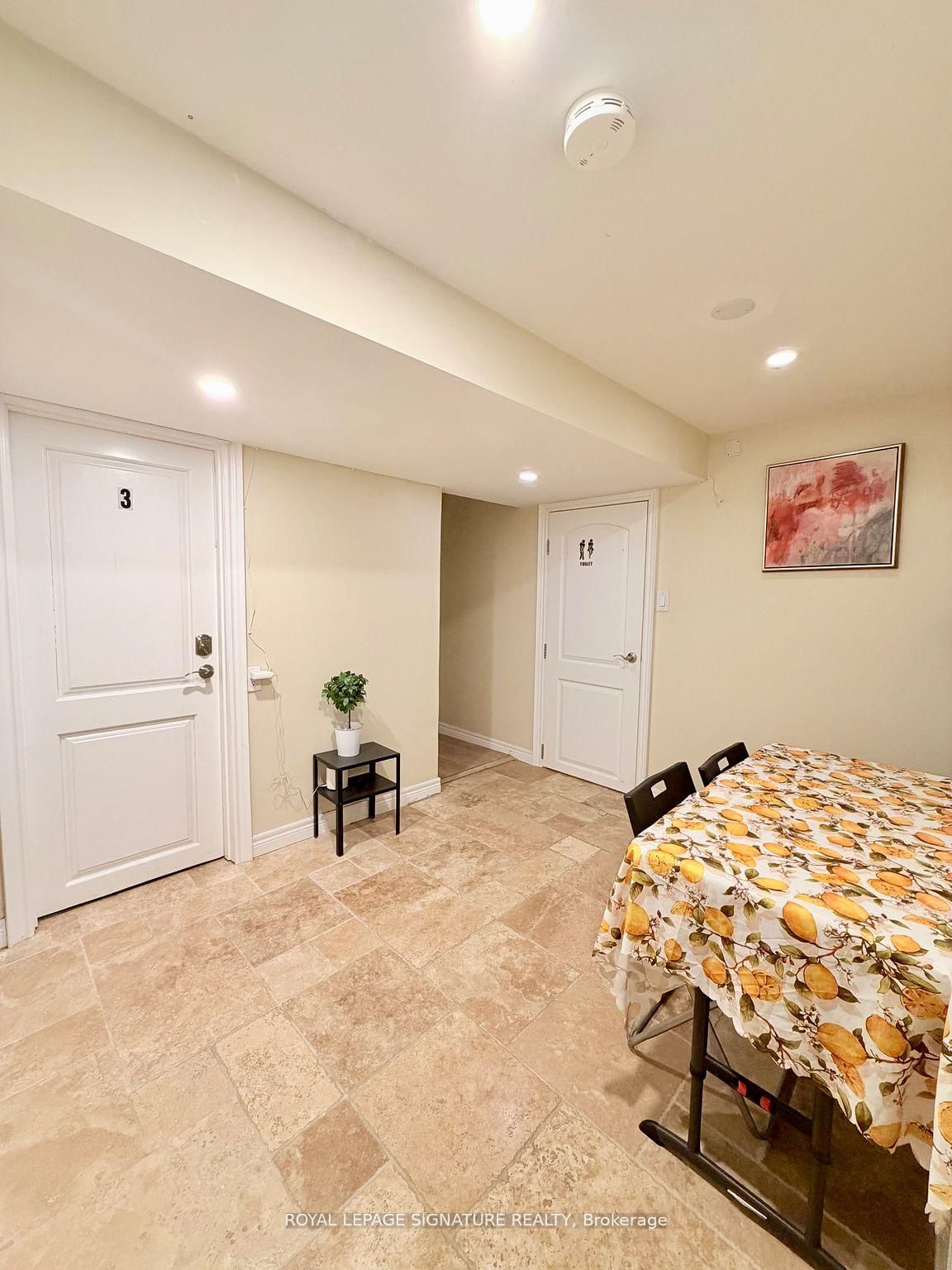 2263 Harcourt Crescent • Mississauga, ON photo 35