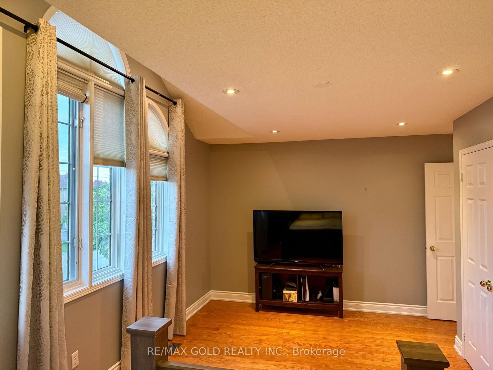 7350 Black Walnut Trail • Mississauga, ON photo 26