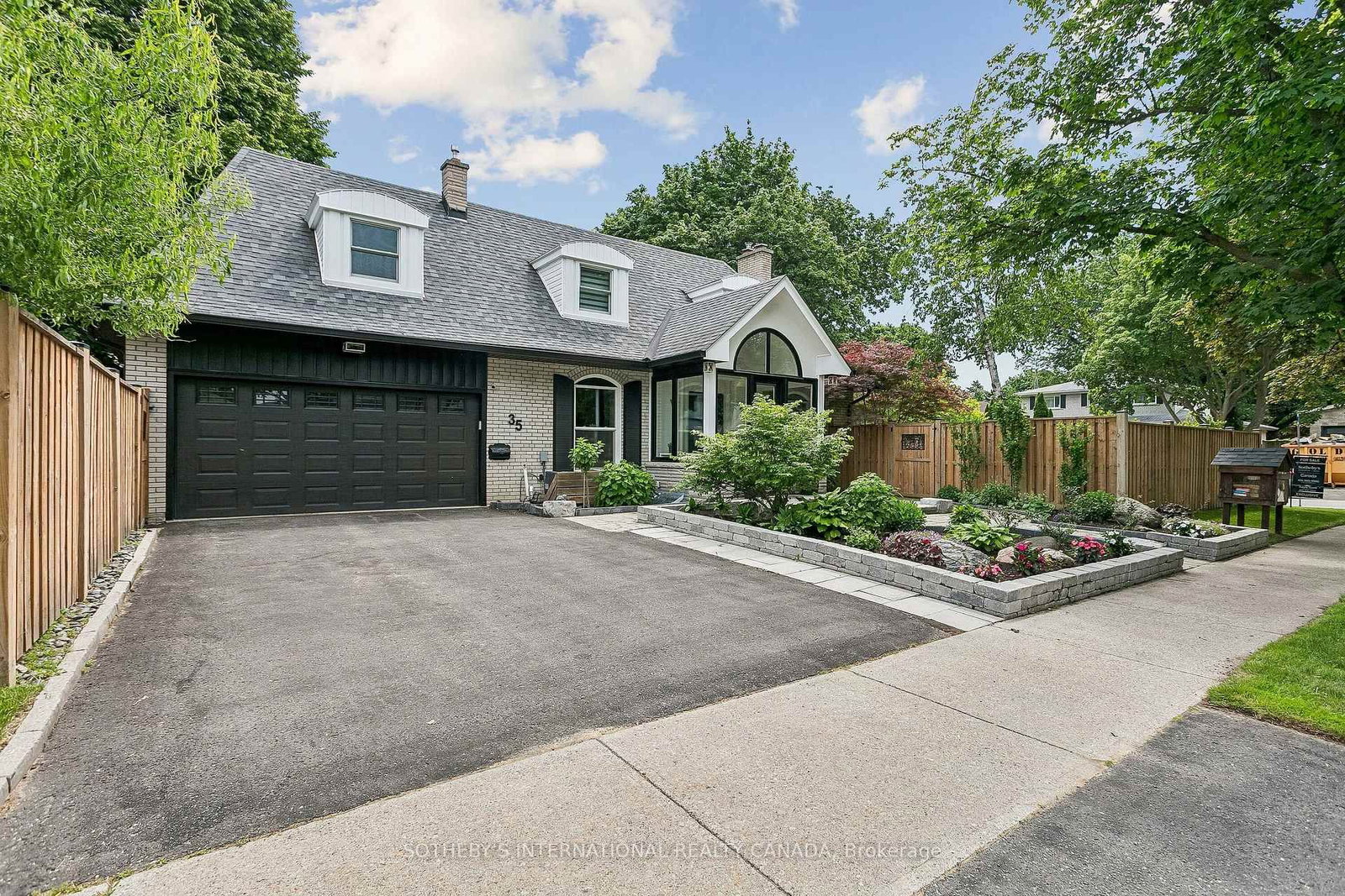 35 Shadwick Drive • Toronto, ON photo 2