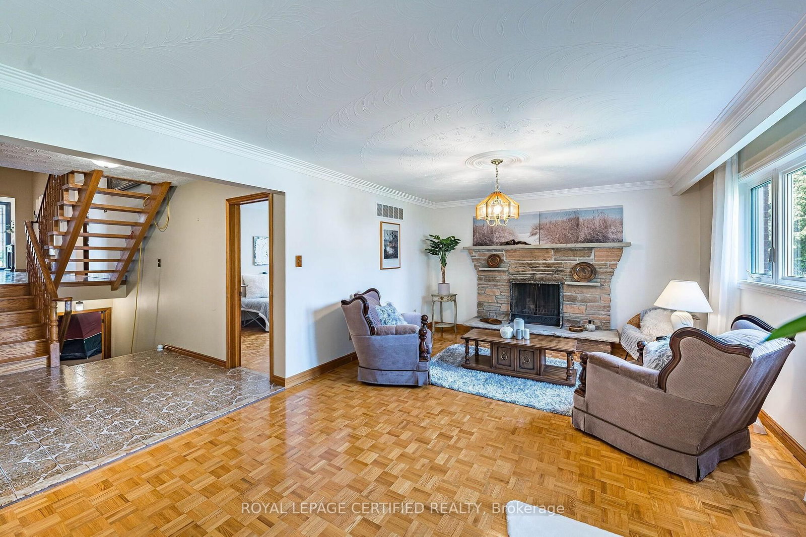 1554 Goldmar Drive • Mississauga, ON photo 29