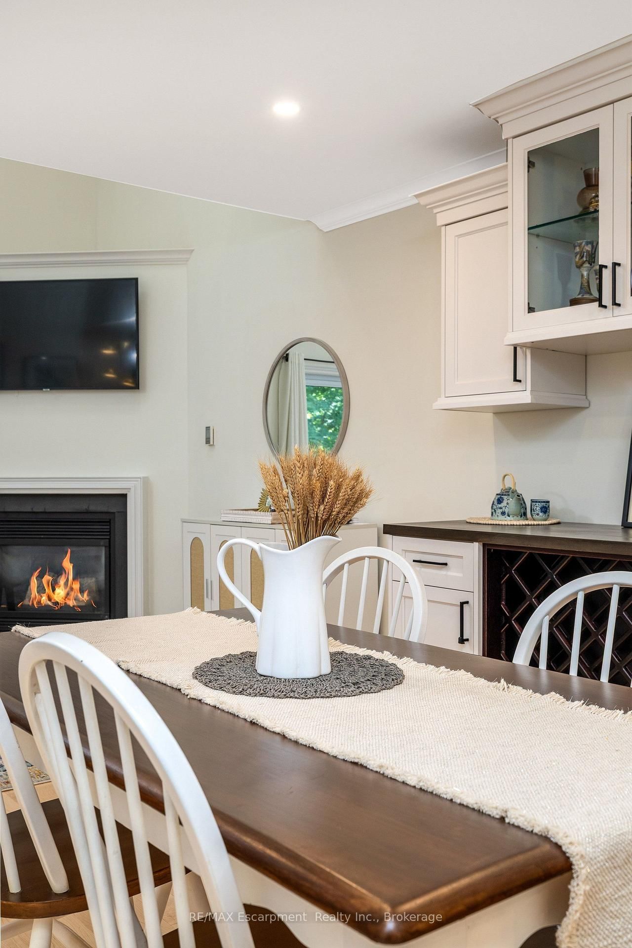 2110 Cleaver Avenue • #218 • Burlington, ON photo 13
