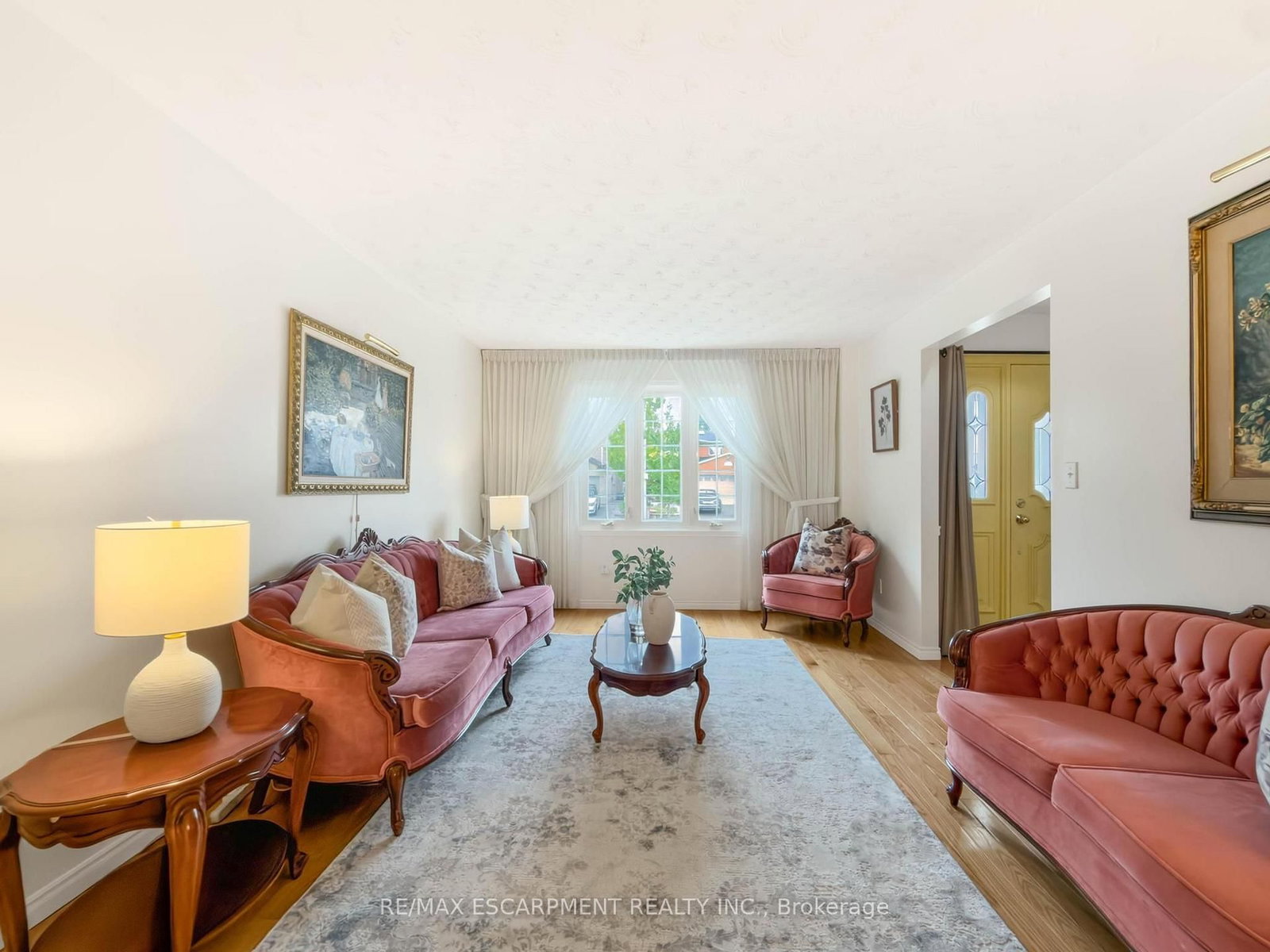 1236 Thorpe Road • Burlington, ON photo 7