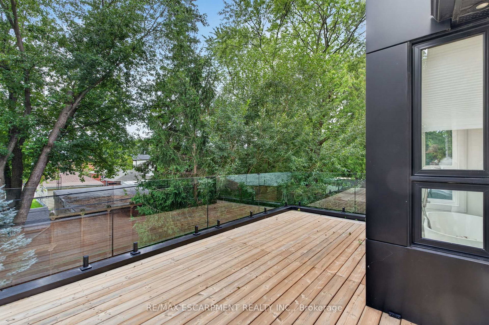 73 Elma Street • Toronto, ON photo 16