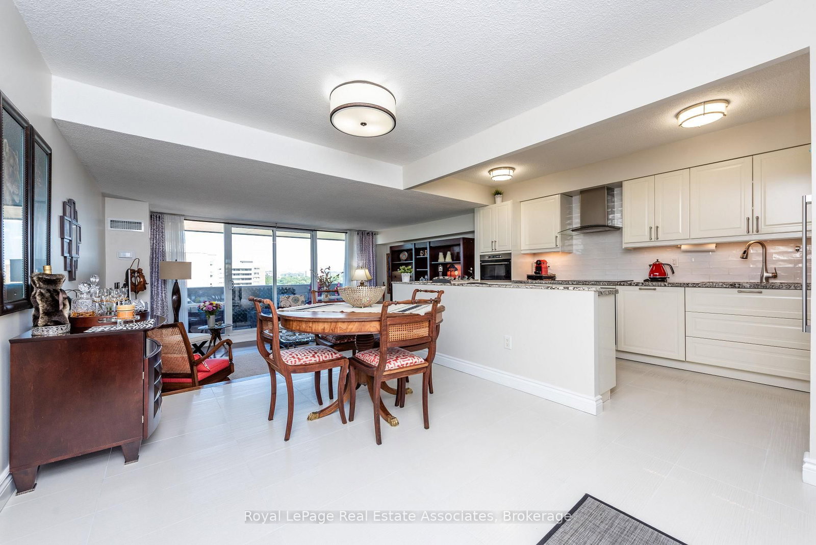 240 Scarlett Road • ##1906 • Toronto, ON photo 15