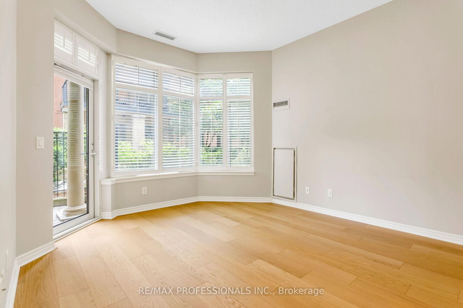 350 Princess Royal Drive • #102 • Mississauga, ON photo 10
