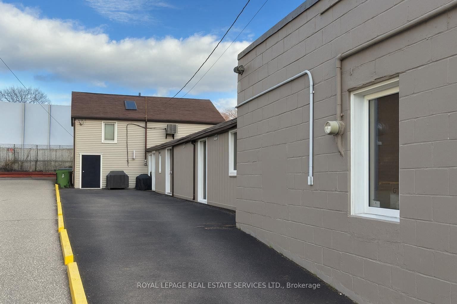 33 Station Street - Commercial Retail in Weston