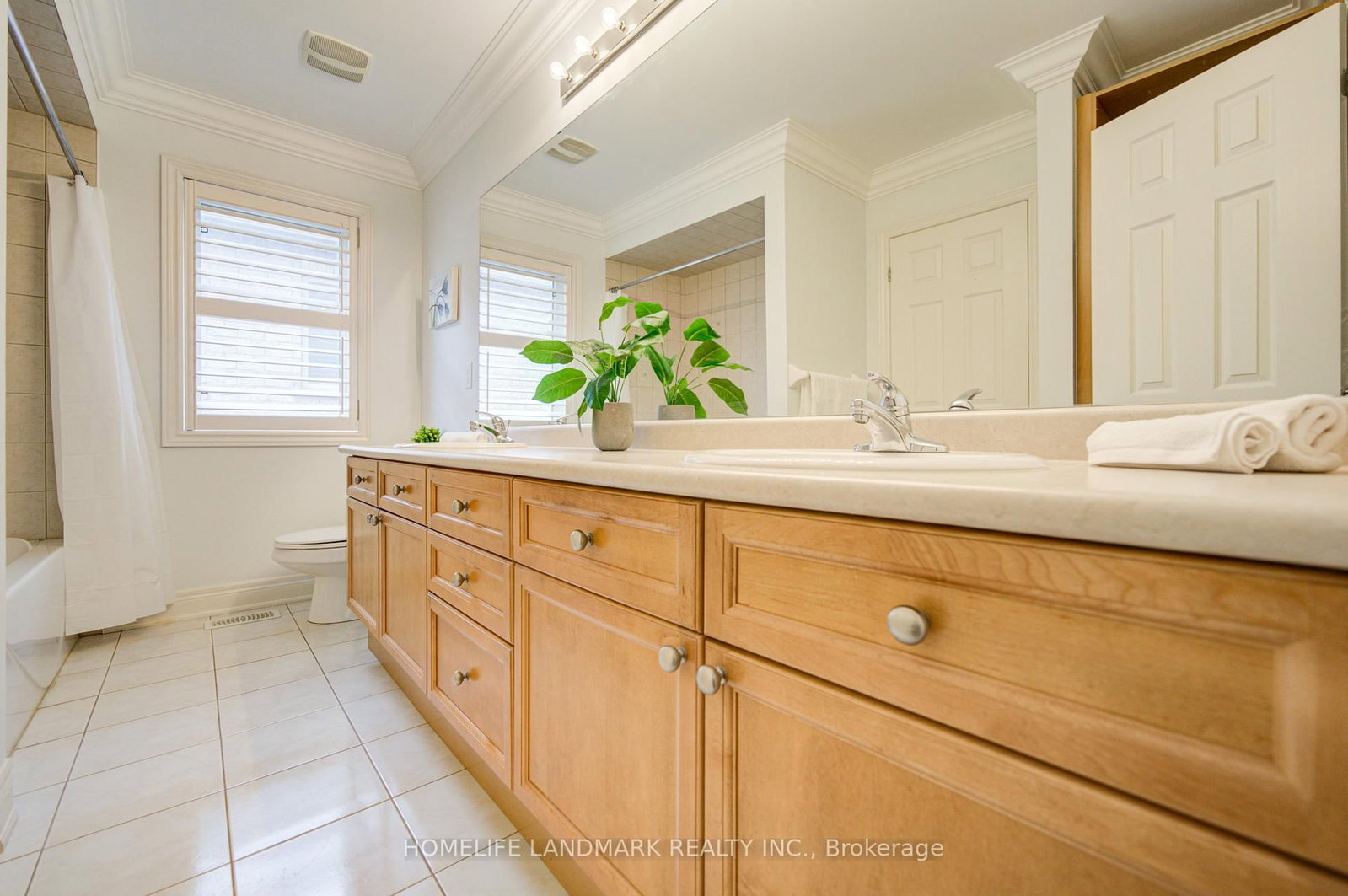 2323 Awenda Drive • Oakville, ON photo 34