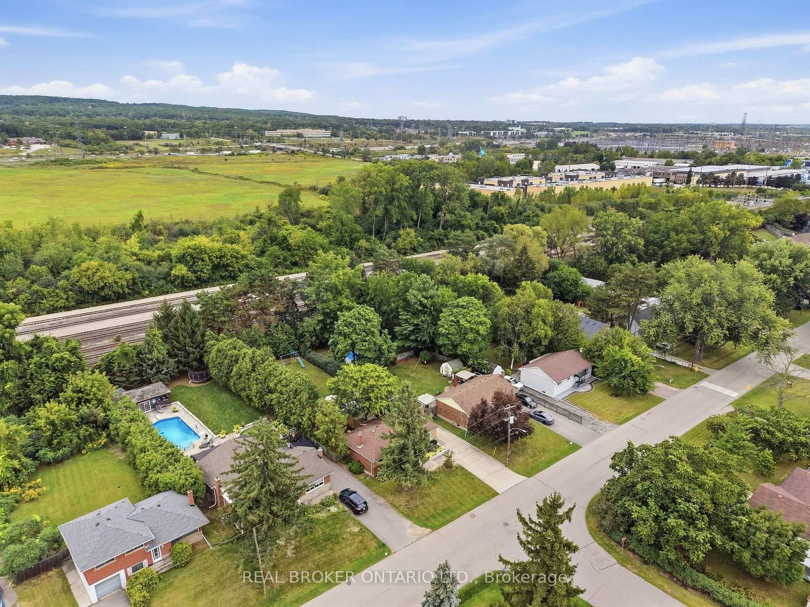 505 Enfield Road • Burlington, ON photo 29