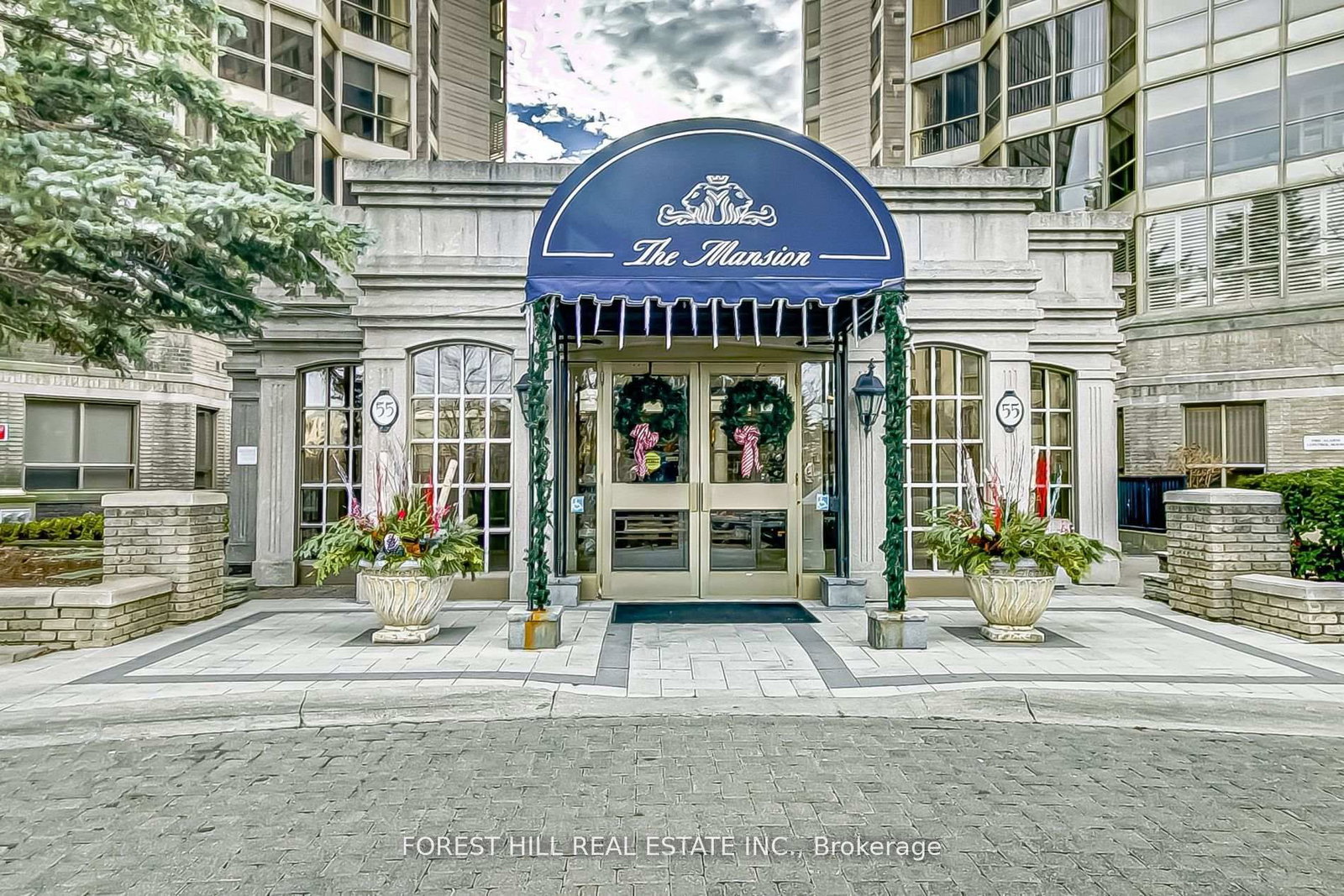 55 Kingsbridge Garden Circle, Unit PH7