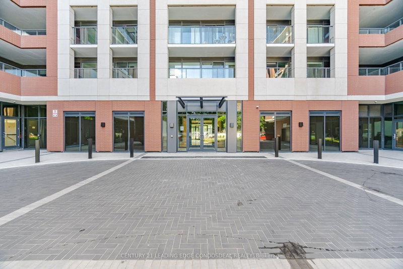 1605 - 4010 Eglinton Avenue W