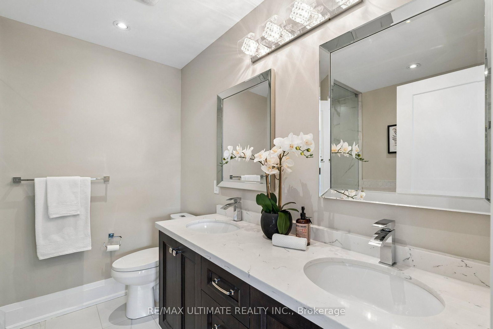 218 Delta Street • Toronto, ON photo 37