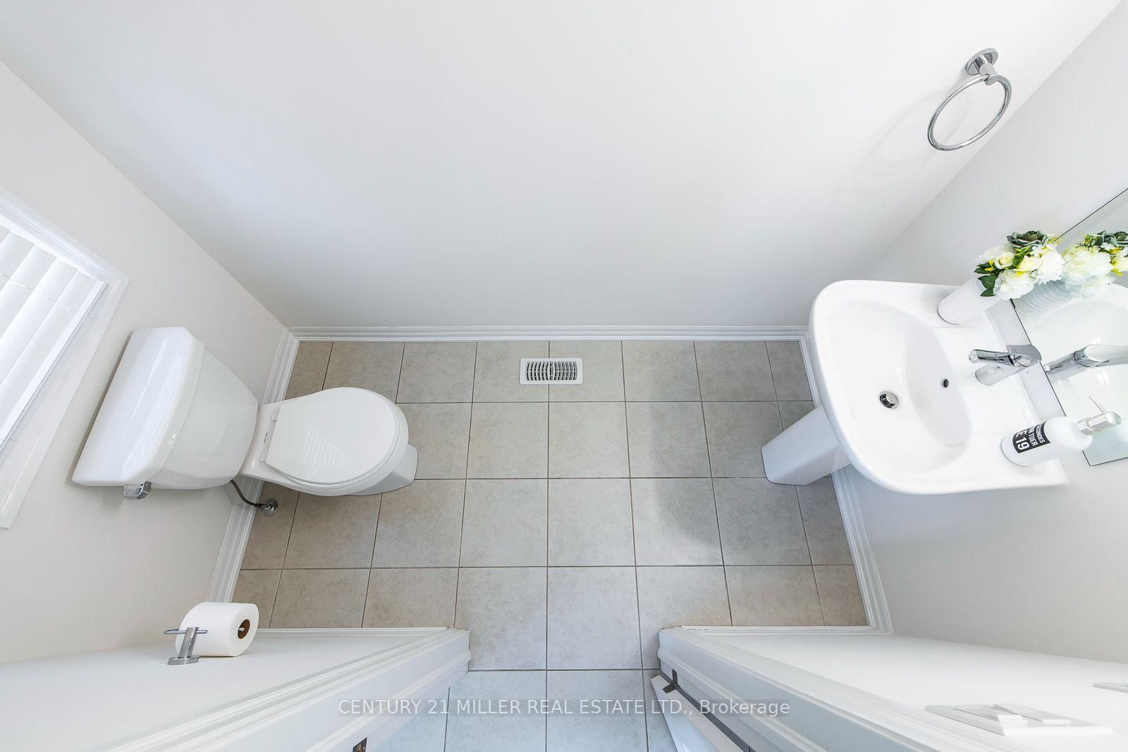 82 Merlin Street • Oakville, ON photo 22