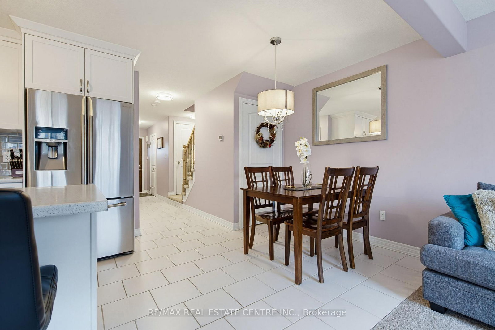 124 Parkinson Crescent photo 8