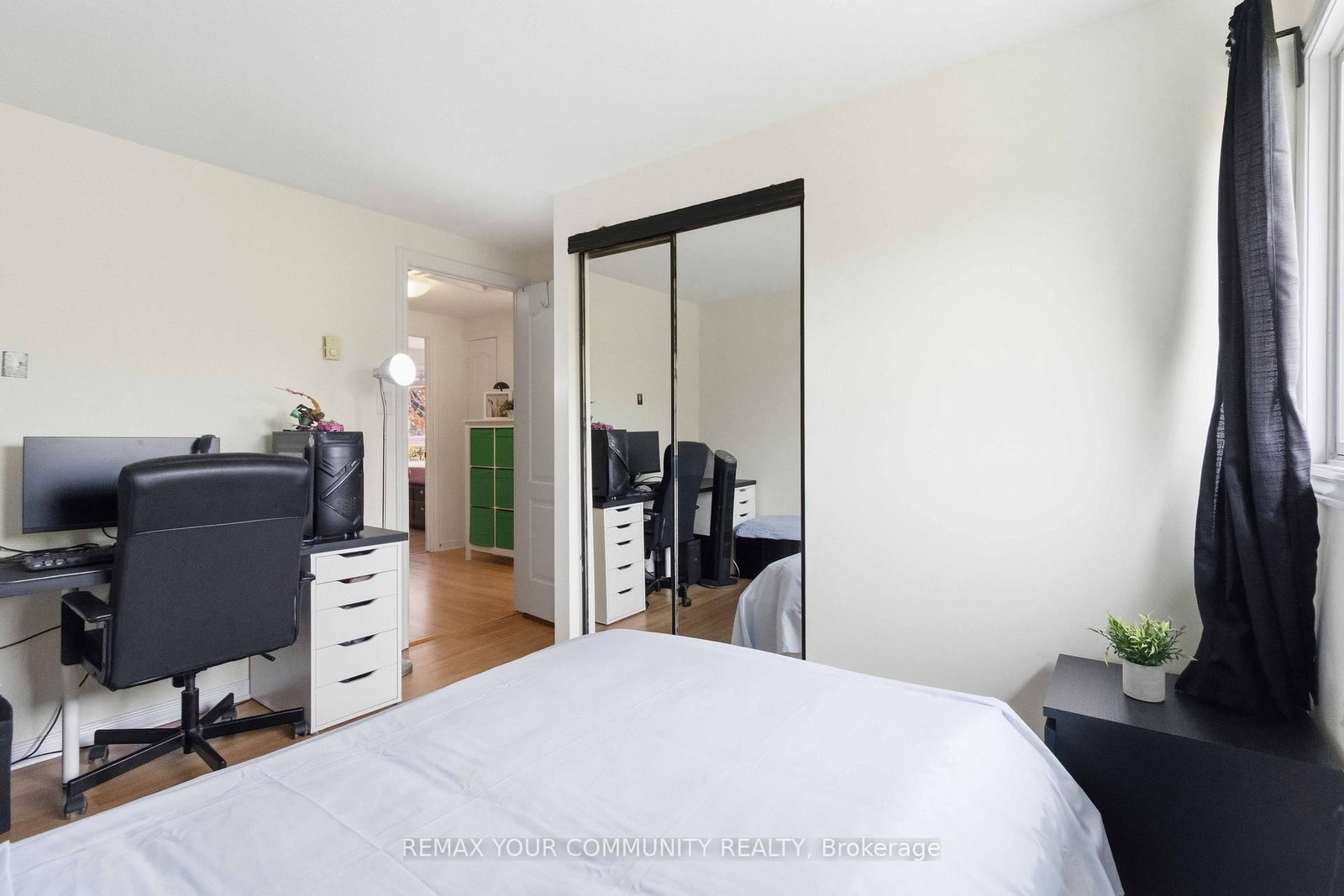 11 Grantbrook Court • Brampton, ON photo 16