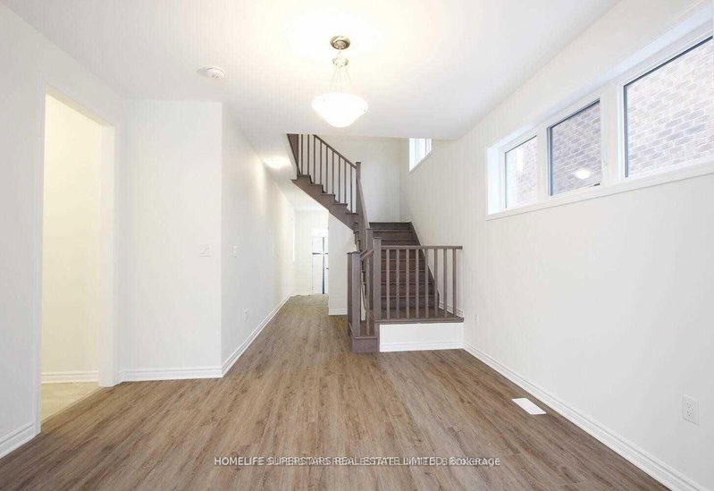 17 Speckled Alder Street