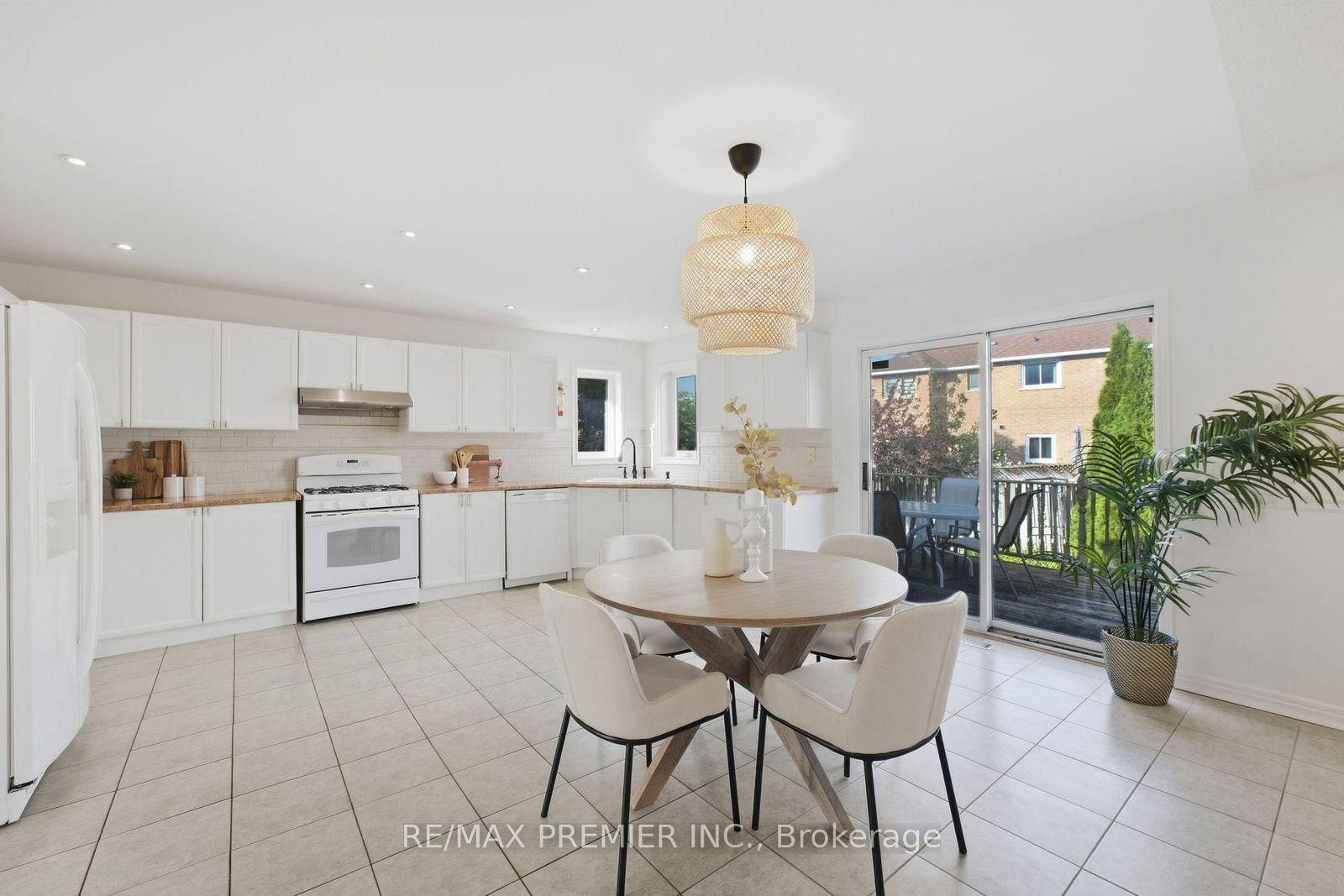 9 Sant Farm Drive • Caledon, ON photo 17