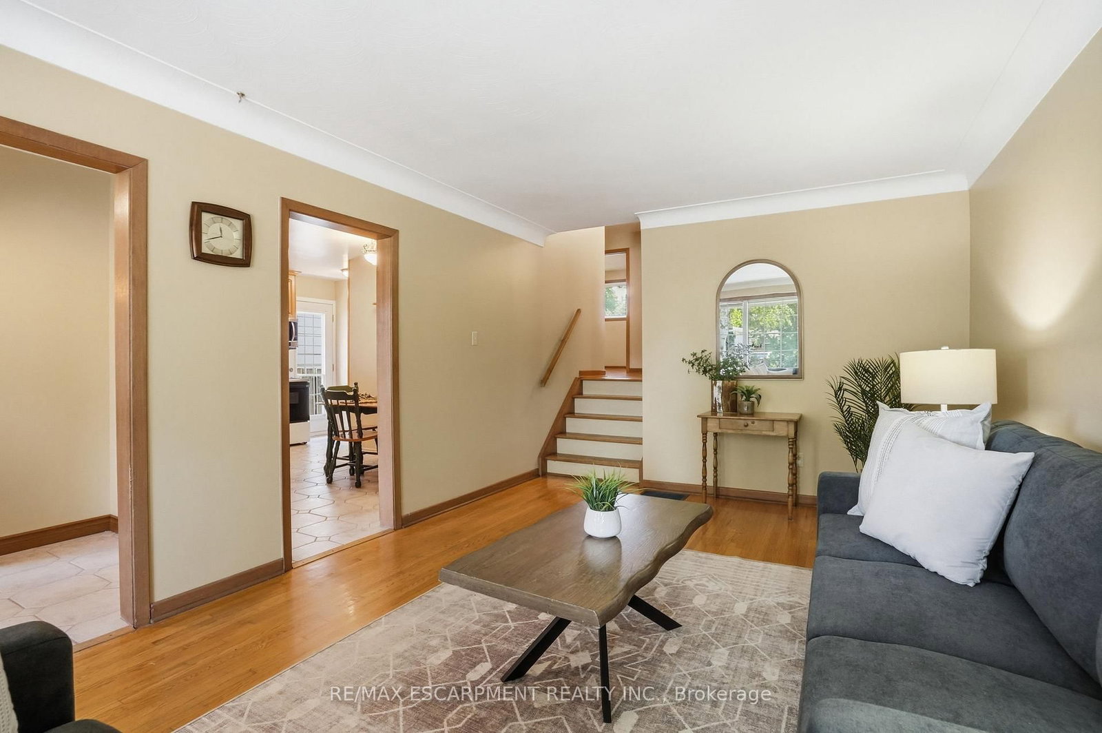 5155 Idlewood Crescent • Burlington, ON photo 9