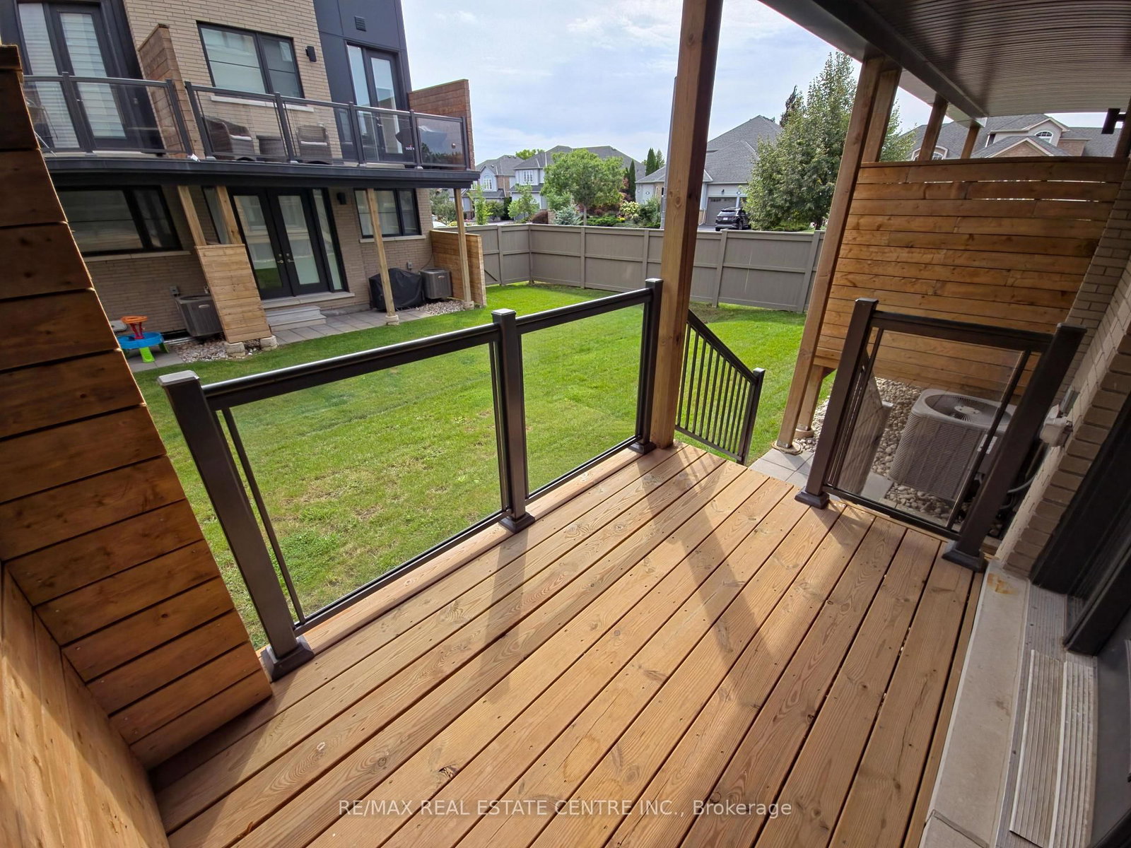 2273 Turnberry Drive • #66 • Burlington, ON photo 10