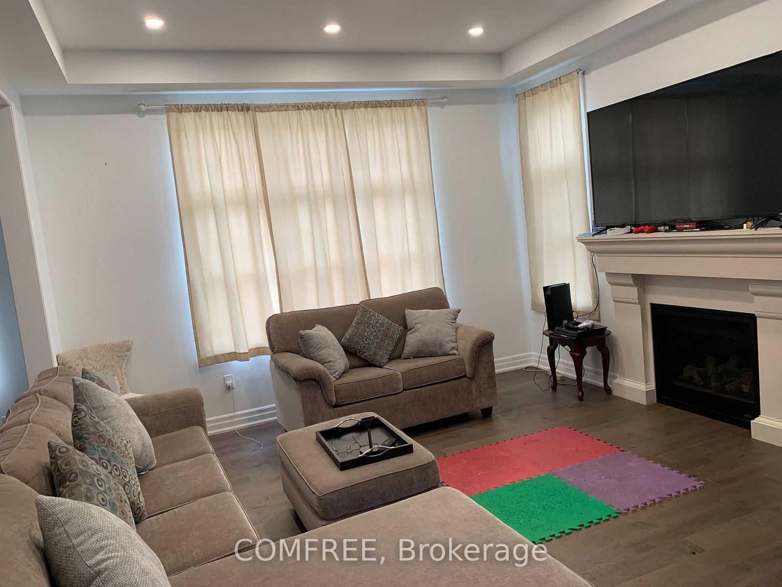 3031 William Cutmore Boulevard • Oakville, ON photo 5