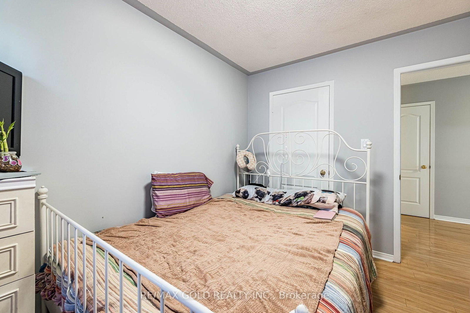 6 Mistdale Crescent • Brampton, ON photo 19