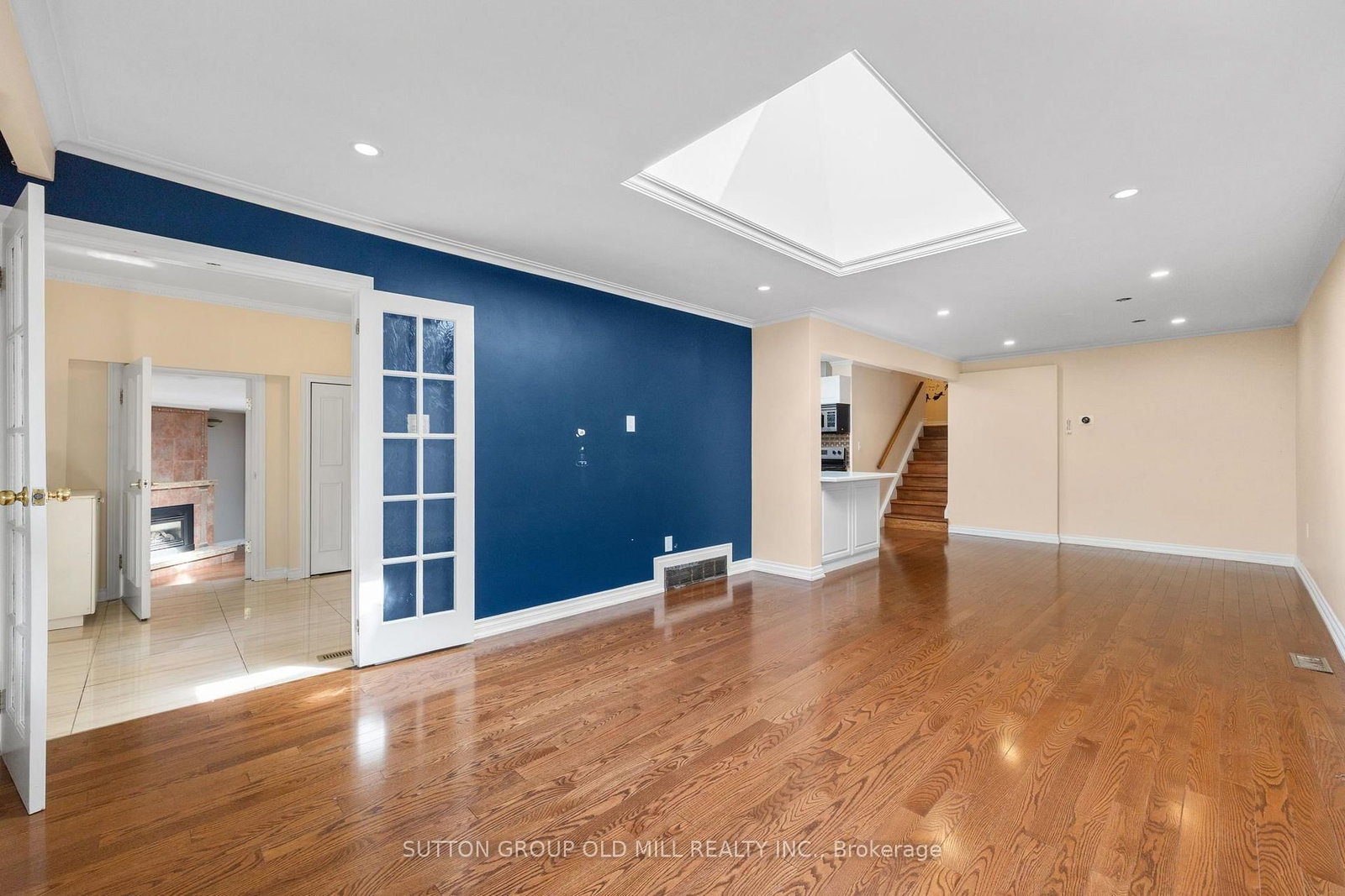 2 Leita Court, Toronto 5