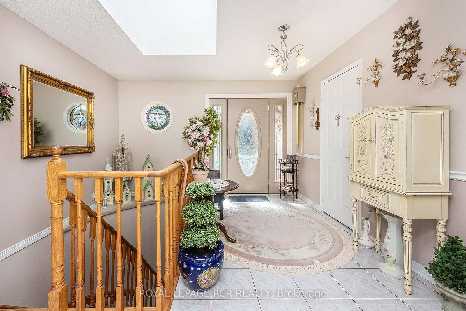 217 Oakwood Crescent photo 5