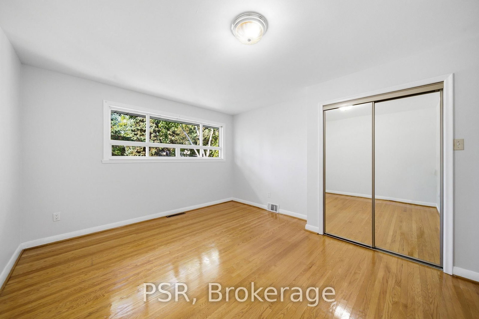 1475 Larchview Trail • Mississauga, ON photo 18