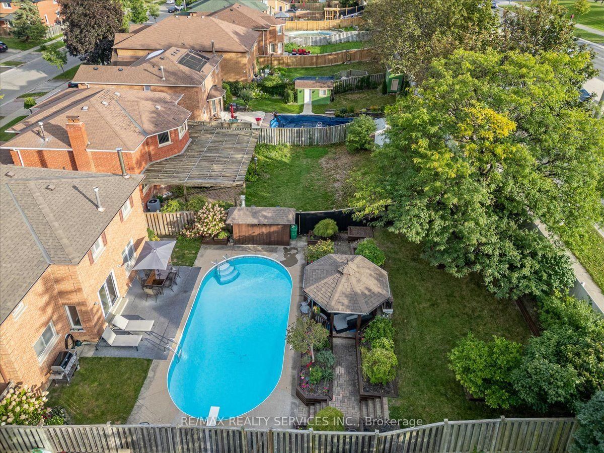 18 Corkett Drive • Brampton, ON photo 44