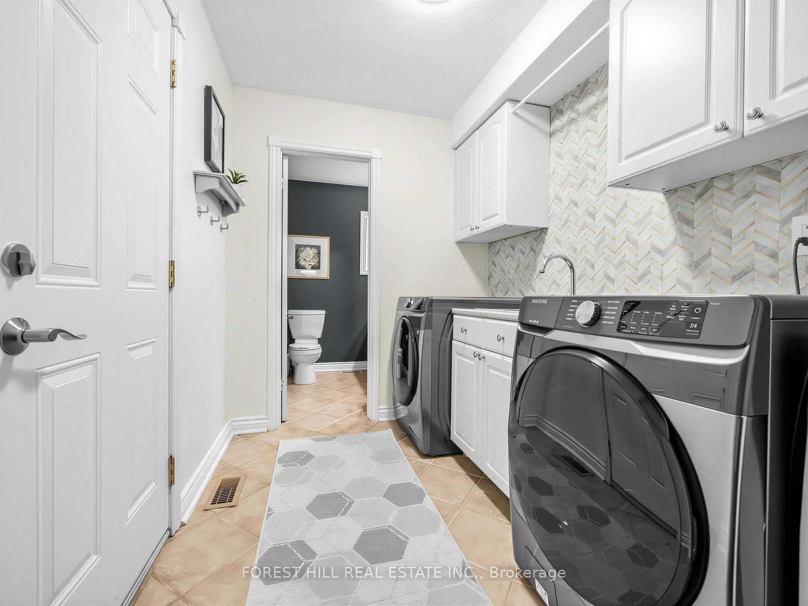 358 Kingsway Place • Milton, ON photo 18