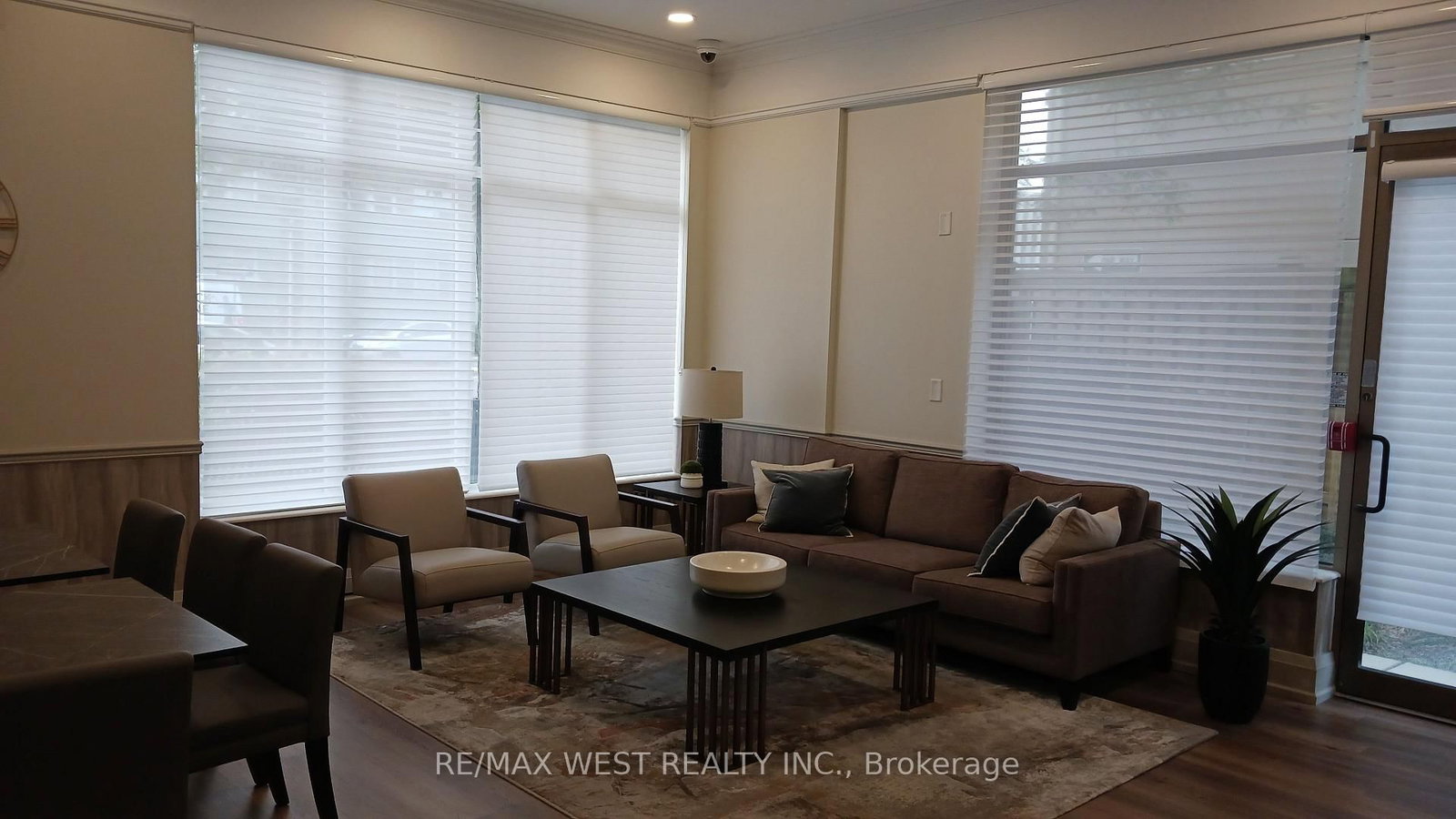 4196 Dundas Street W • #402 • Toronto, ON photo 30