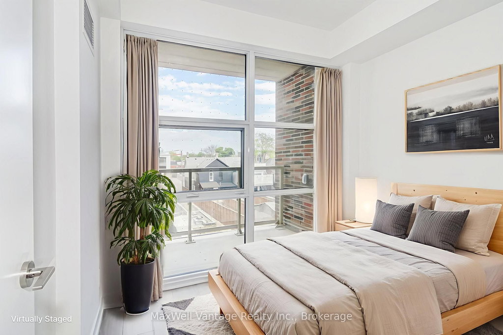 306 - 1787 St Clair Avenue W 4
