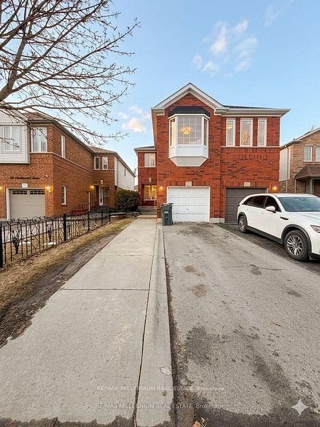 29 Needlewood Avenue