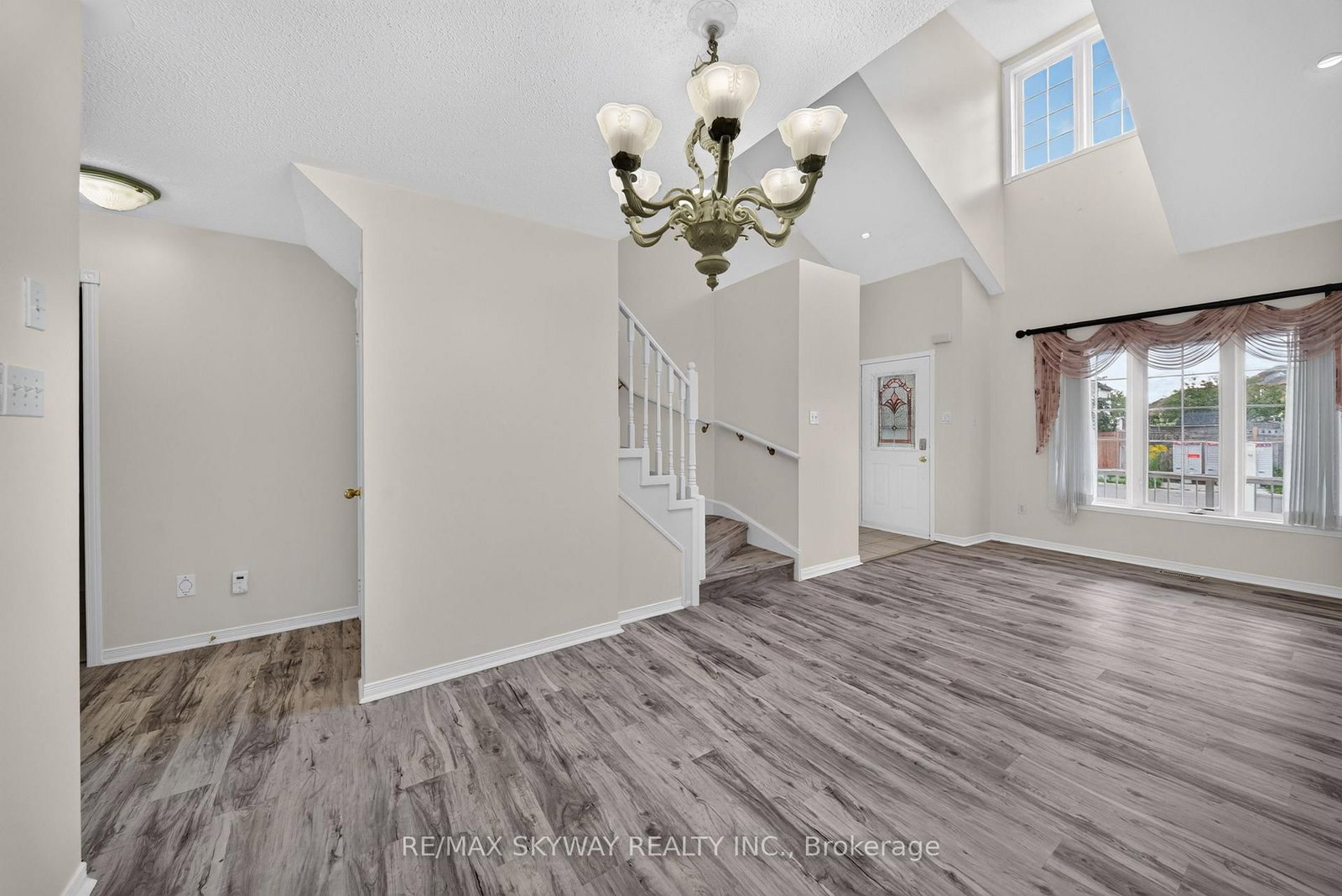 7 Madronna Gardens • Brampton, ON photo 46