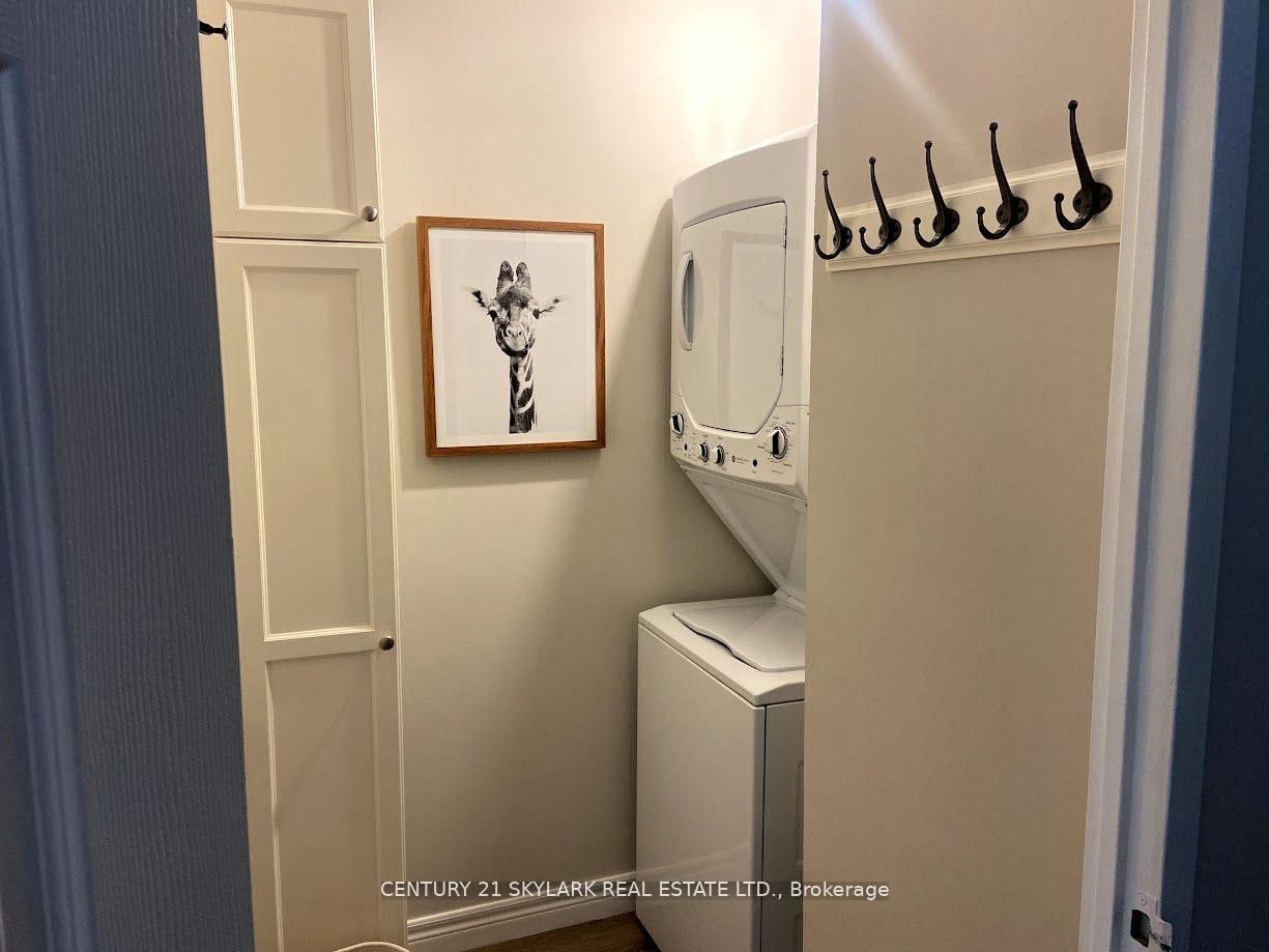 8 Lisa Street • #706 • Brampton, ON photo 3
