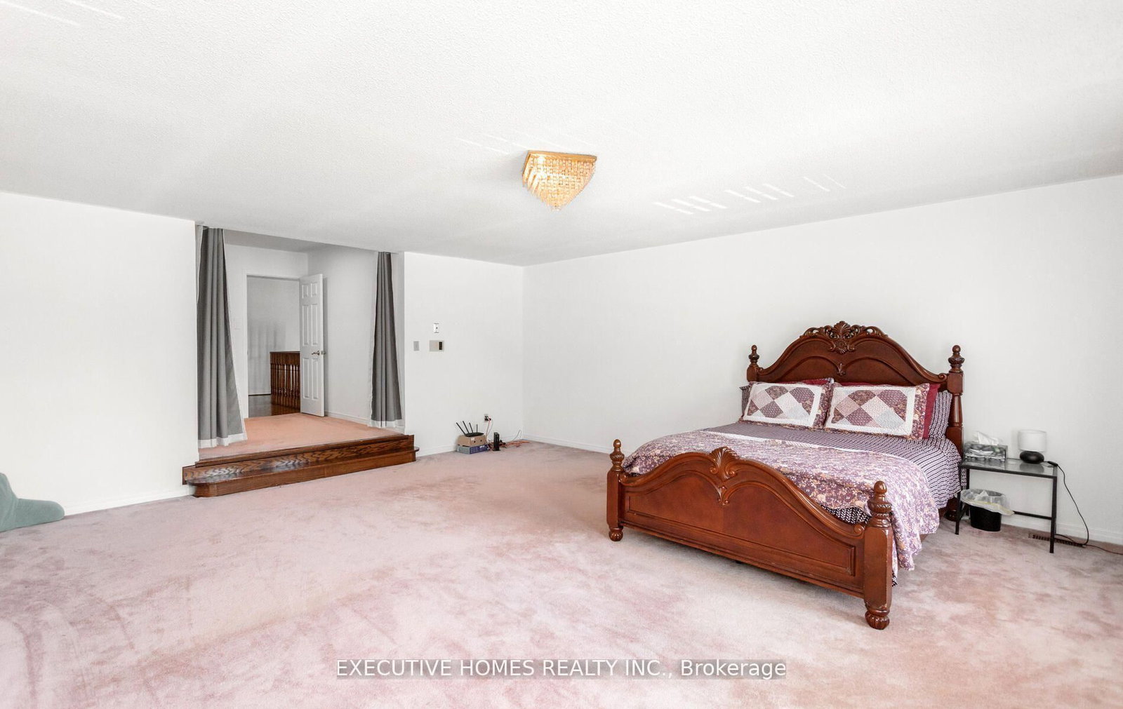 5489 Glen Erin Drive • Mississauga, ON photo 26