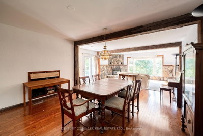 1242 Donlea Crescent • Oakville, ON photo 7