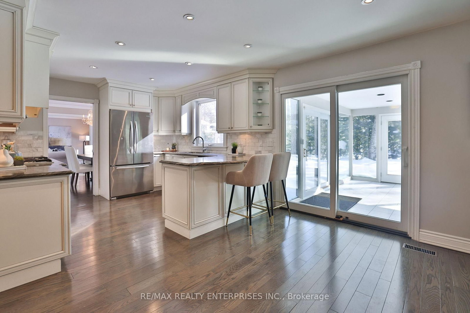 208 Mineola Road W • Mississauga, ON photo 14