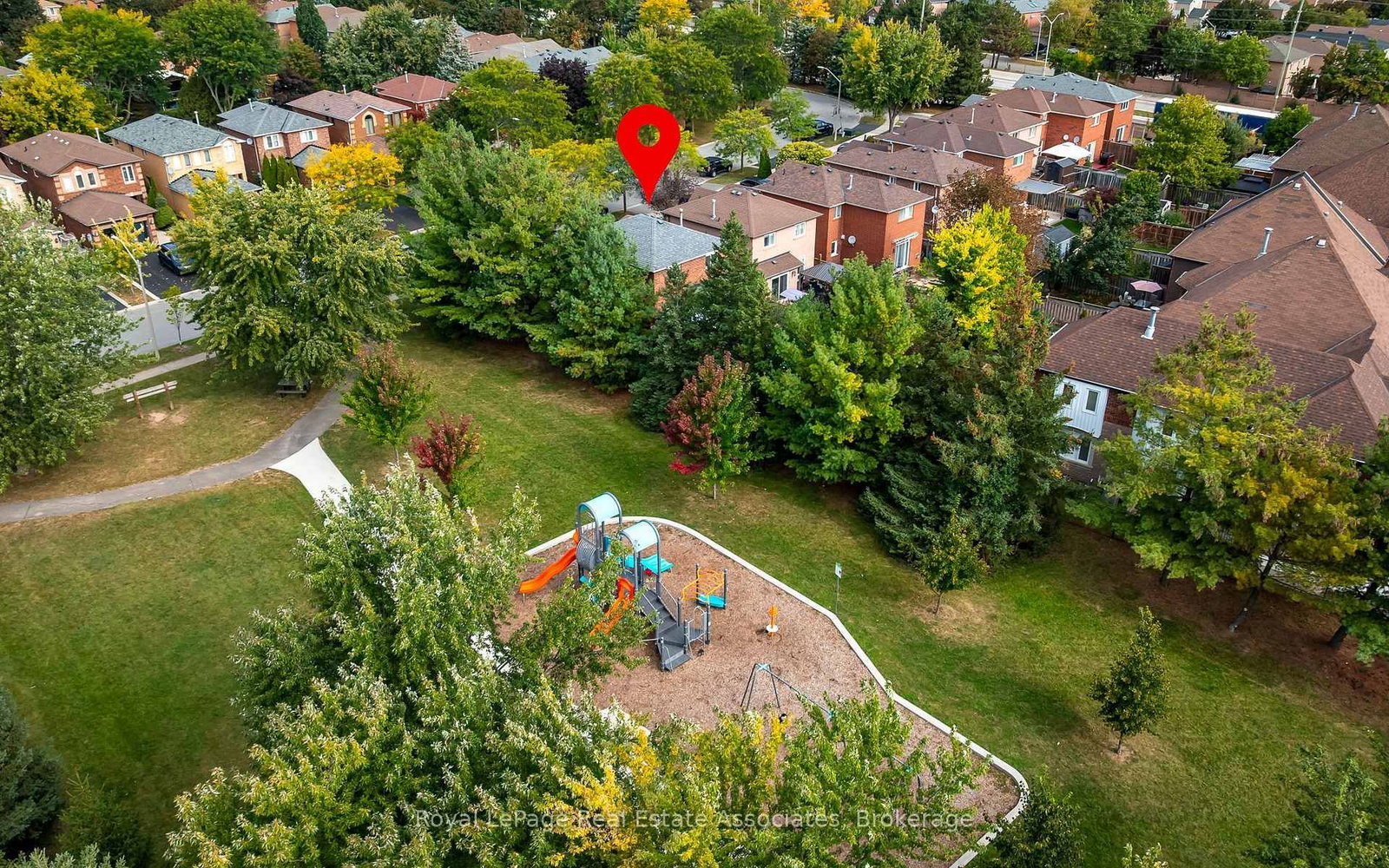 67 Smith Drive • Halton Hills, ON photo 7