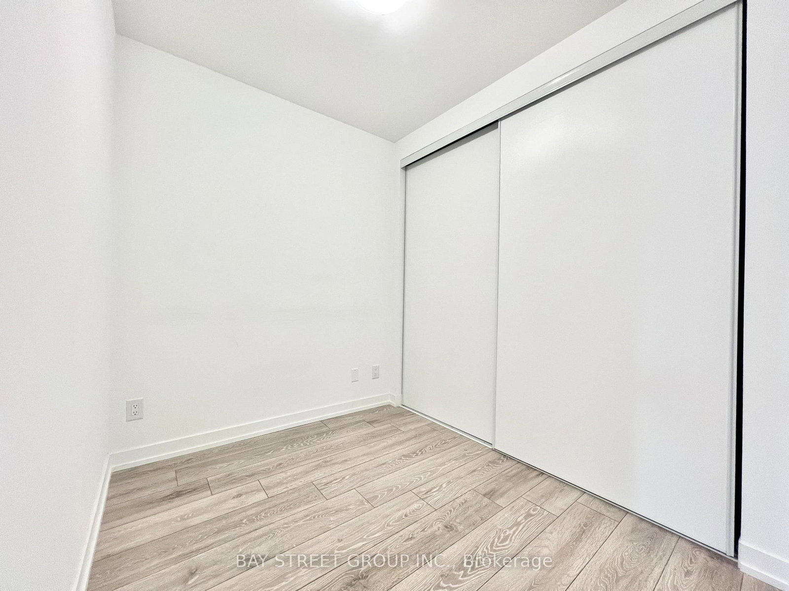 209-11 Maryport Ave, Toronto, view 15