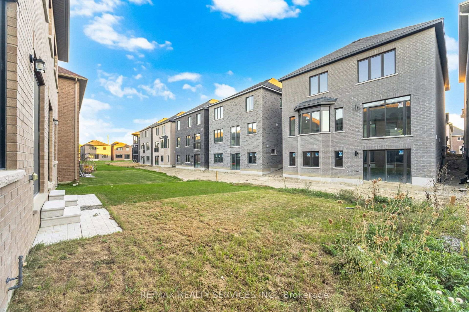 34 Lipscott Drive • Caledon, ON photo 39
