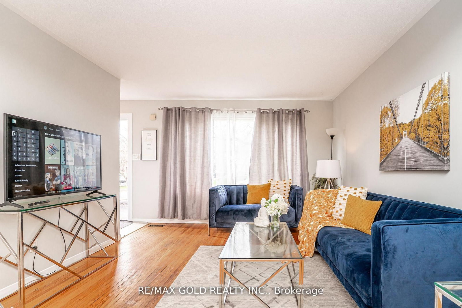 9 Mordon Court • Brampton, ON photo 8